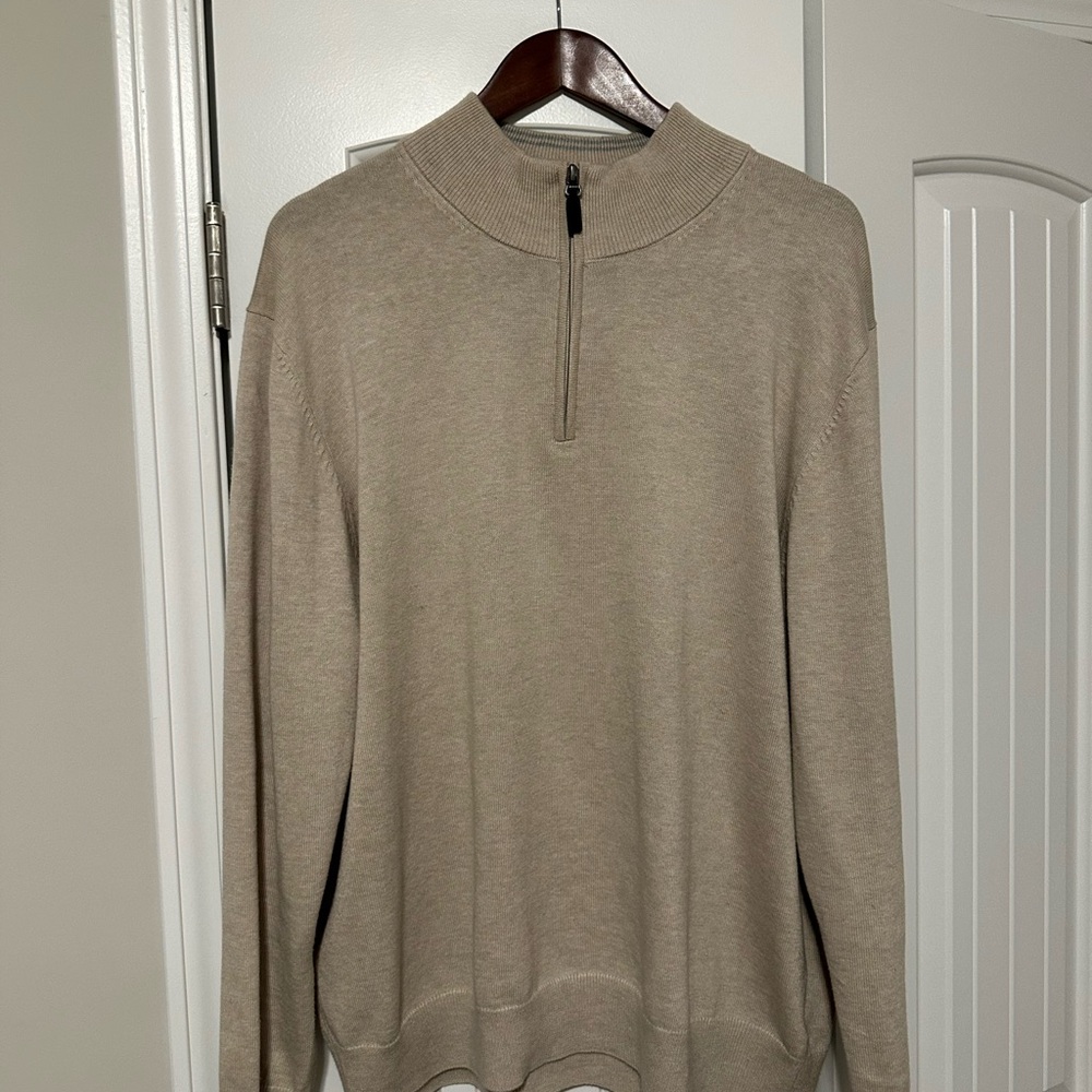 Roundtree & Yorke Men's Tan Zip-Up Sweater
